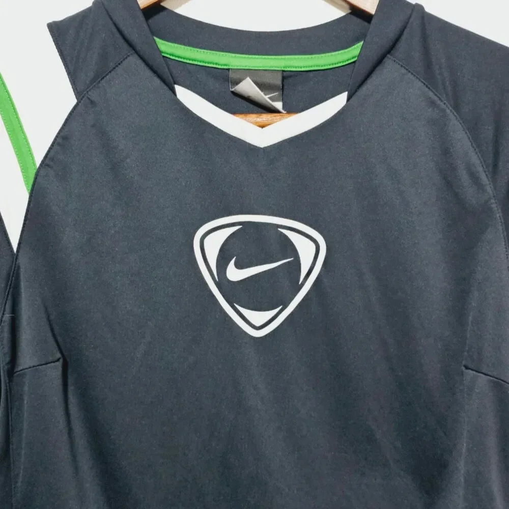 Nike center swoosh